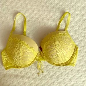 VS very sexy push up bra